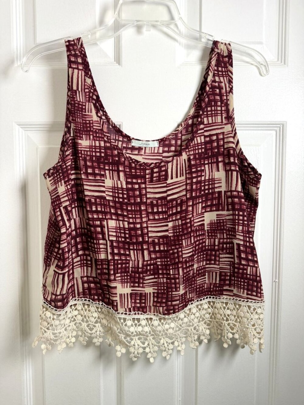 Soprano Sleeveless Tank Graphic Print Lace Hem Size Medium Red Beige Summer